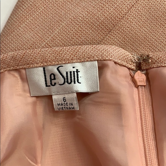 Le Suit size 6 blush pink skirt (A8) - Picture 4 of 5